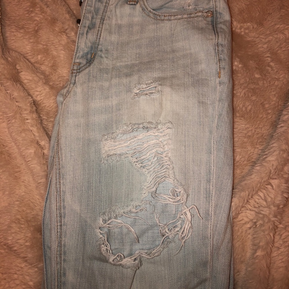 very light jeans & super comfy